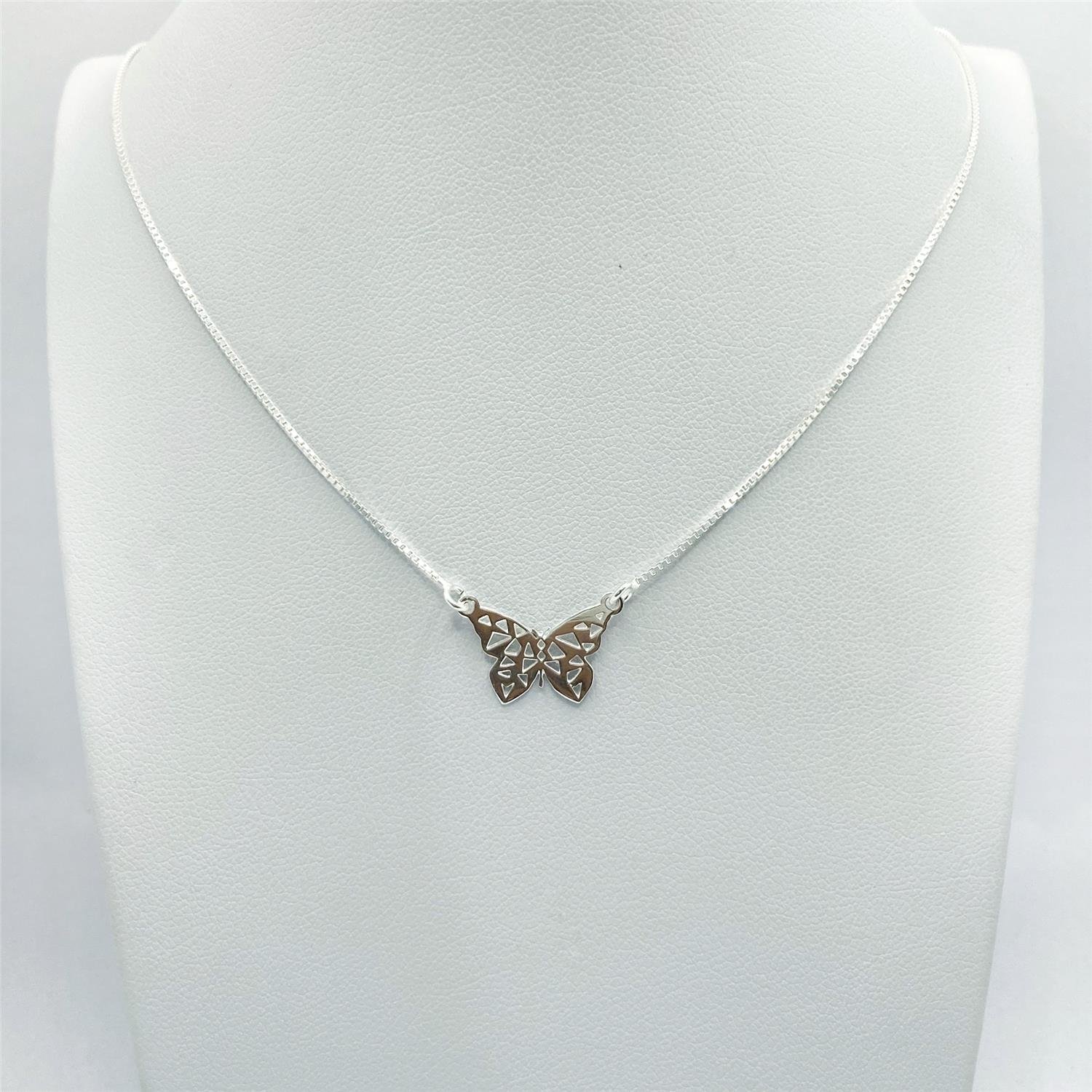 COLAR LISO BORBOLETA VAZADA 1,6CM X 45CM