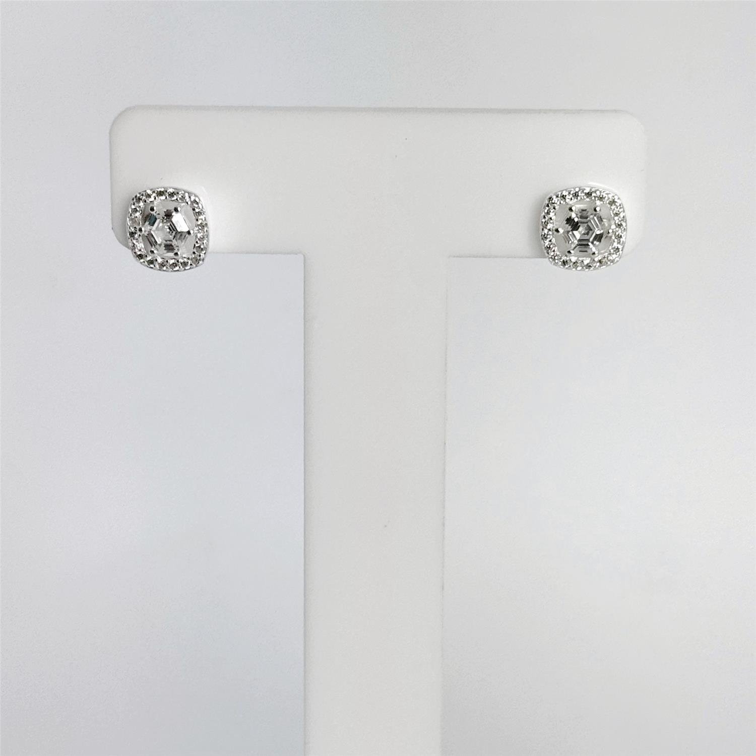 BR LISO LAP QUADRADO COM PONTO DE LUZ CENTRAL 8MM